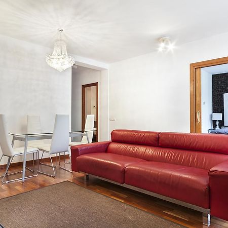 Canela Homes Barcelona Universitat Luaran gambar