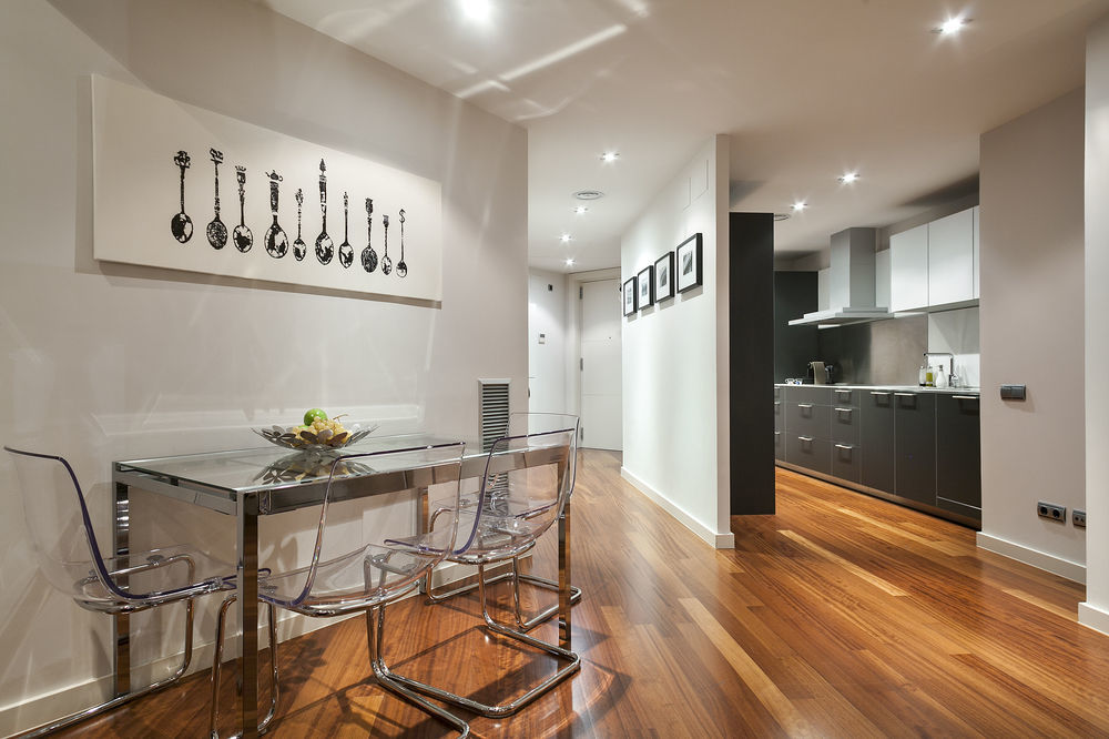 Canela Homes Barcelona Universitat Luaran gambar