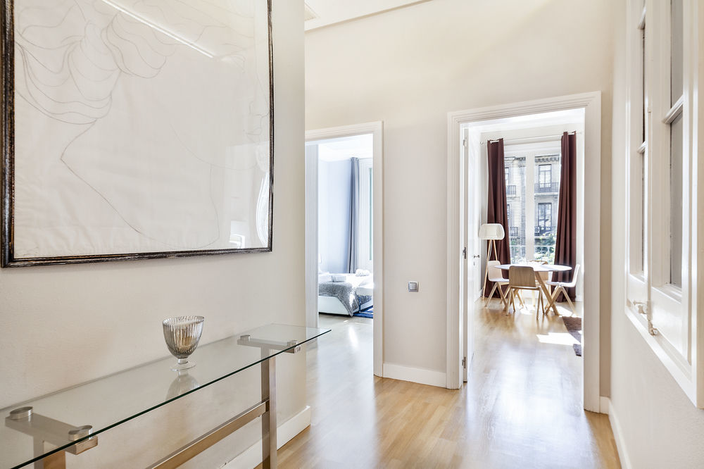 Canela Homes Barcelona Universitat Luaran gambar