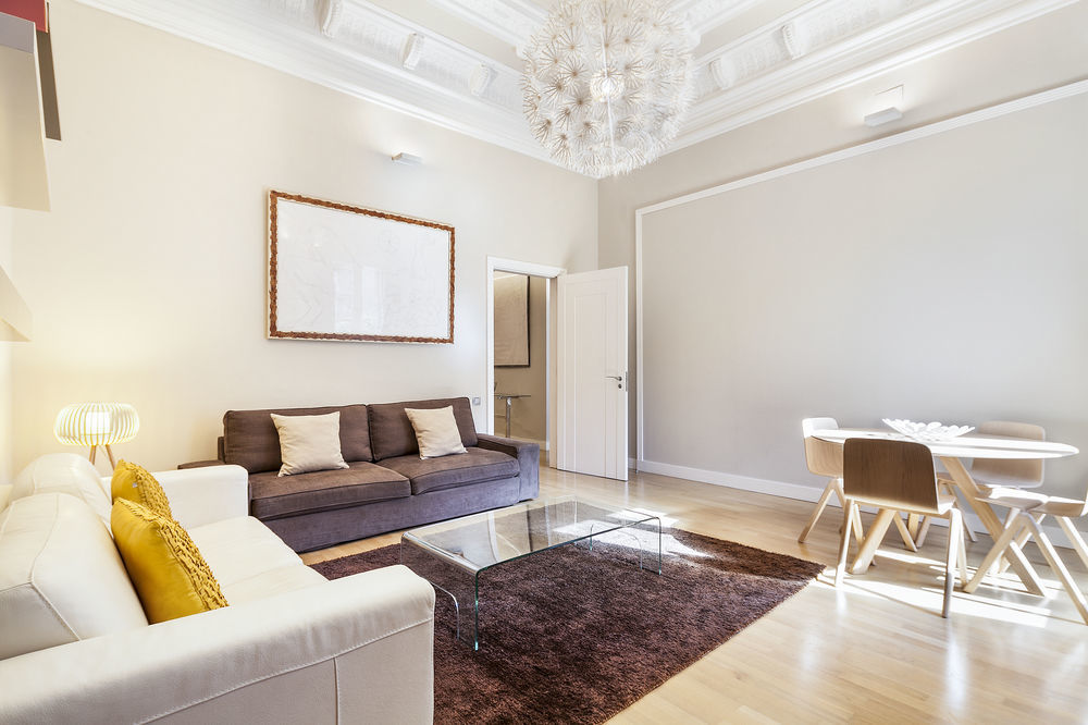 Canela Homes Barcelona Universitat Luaran gambar
